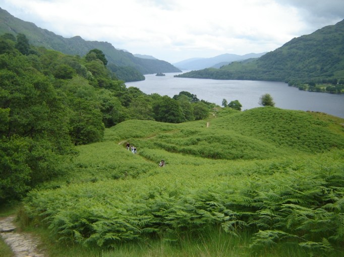 Ein typisches Postkartenmotiv- auf Wiedersehen Loch Lommond! (Foto: Hikekarin.com)