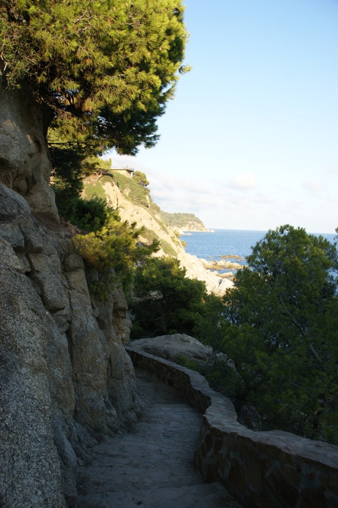 Befestigter Abschnitt des Camin de Ronda (Foto: Hikekarin.com)