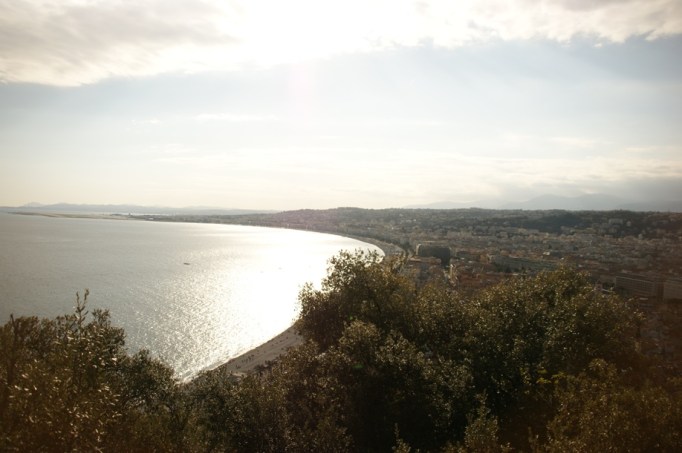 Blick auf Bucht von Nizza (Foto: Hikekarin.com)