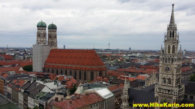 Blick auf die Frauenkirche und die Altstadt