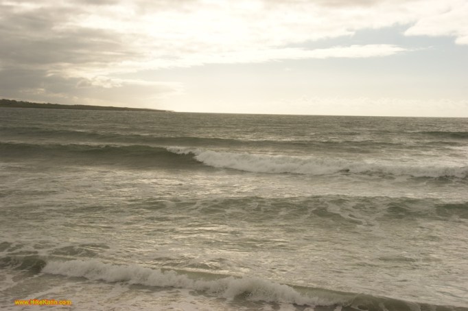 Wellen im Wind an Donegals Küste